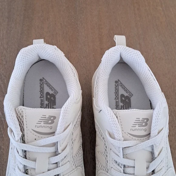 New Balance Kids 530 Bungee Sneakers - Color: Beige Brown  - Size Kids 2 - Picture 4 of 9